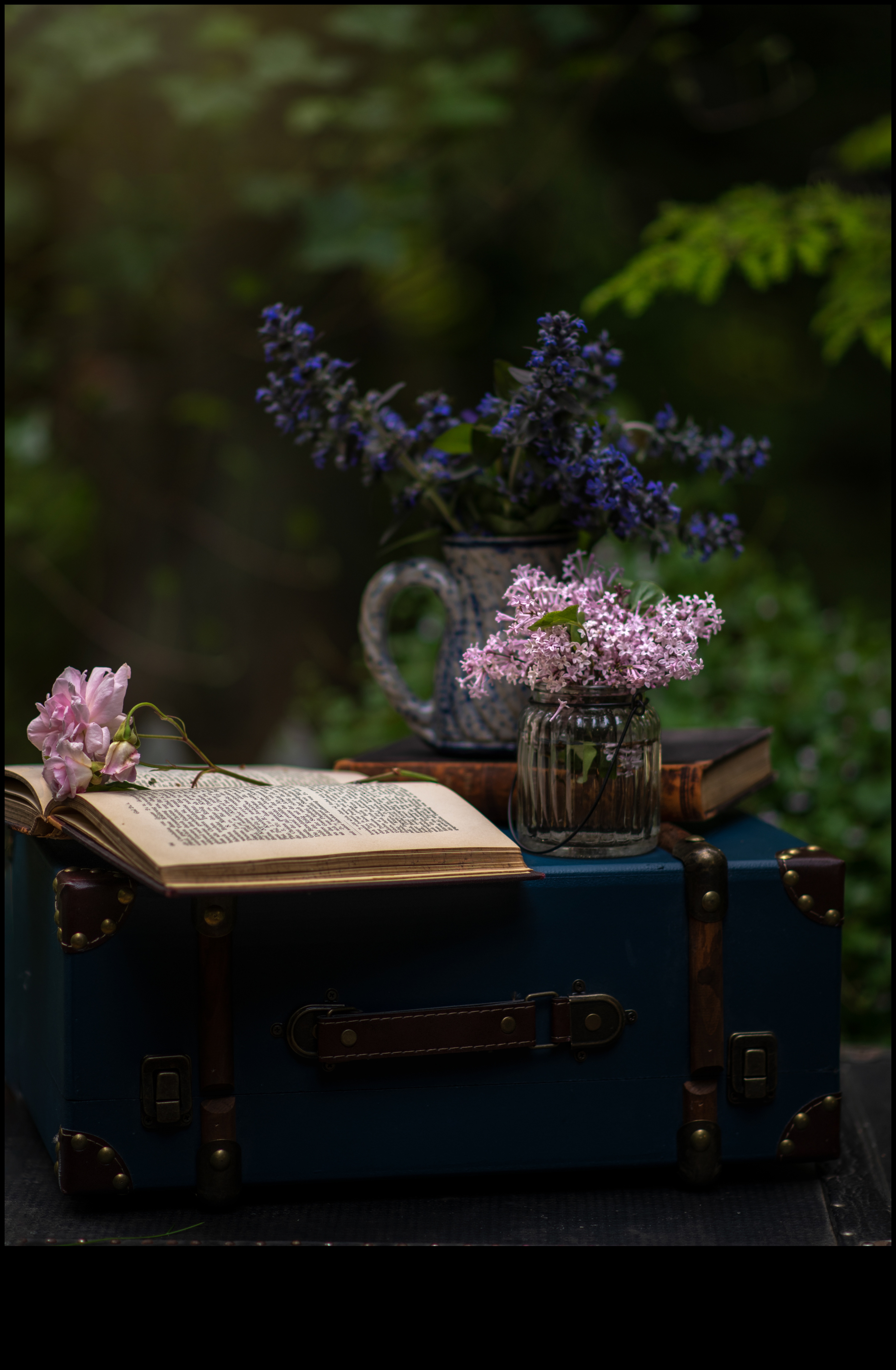 Conversații liniștite: Povestirea poveștilor prin natura moartă