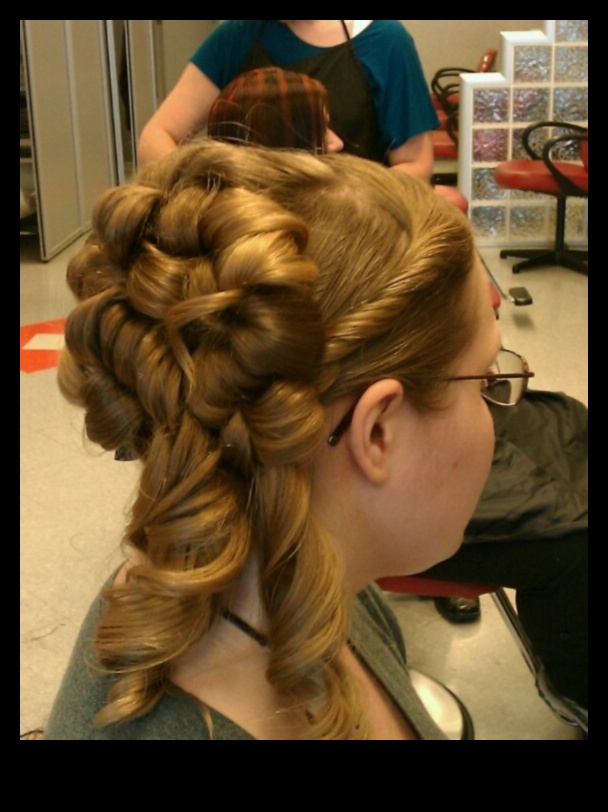 Regal Radiance: Coafuri lungi potrivite pentru reginele fiecărei epoci