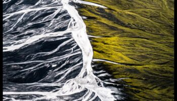 Abstracții aeriene: tehnici pentru captarea fotografiilor uimitoare cu drone