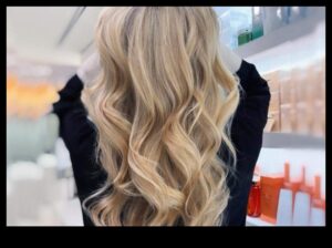De la regina gheții la mierea caldă: explorarea variațiilor de culoare blondă