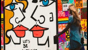 Desen cu nuanțe îndrăznețe: crearea de scene uimitoare în culoare