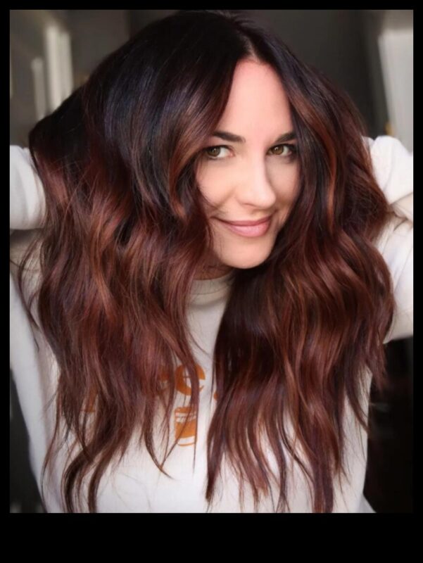 Pătrundeți-vă în tendințele sezonului de culoare a părului celebrităților