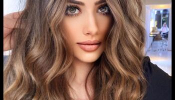 Wavy Chic: inspirații elegante și sofisticate pentru păr ondulat